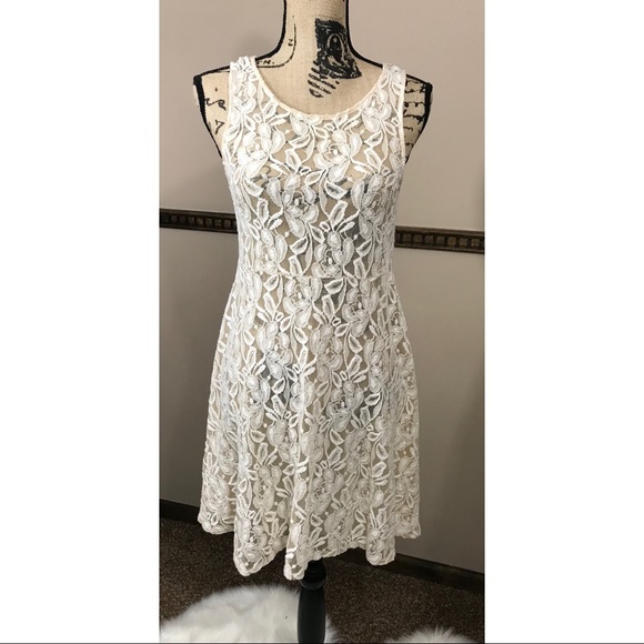 Free People Dresses & Skirts - Free People Floral Lace Dress